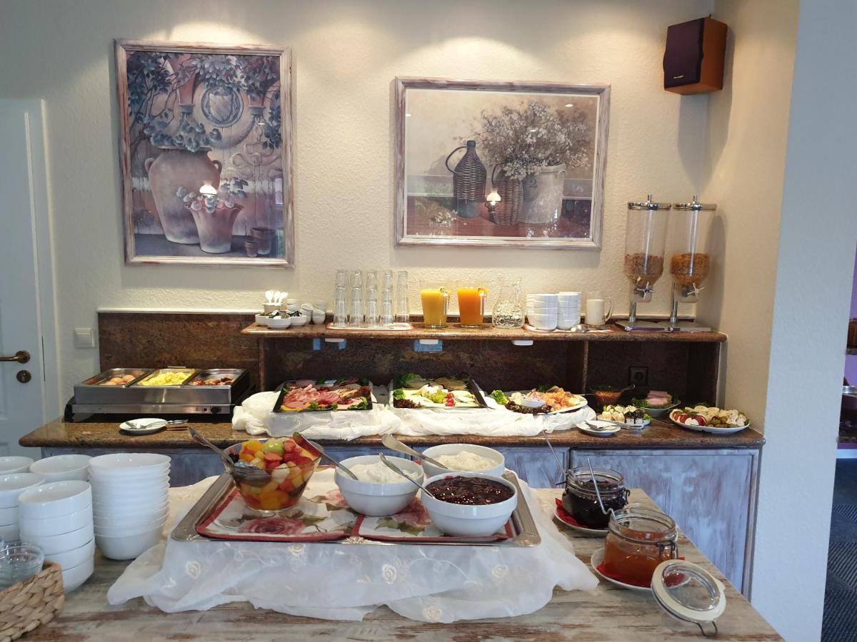 Hotel Blischke Каролинензил Екстериор снимка